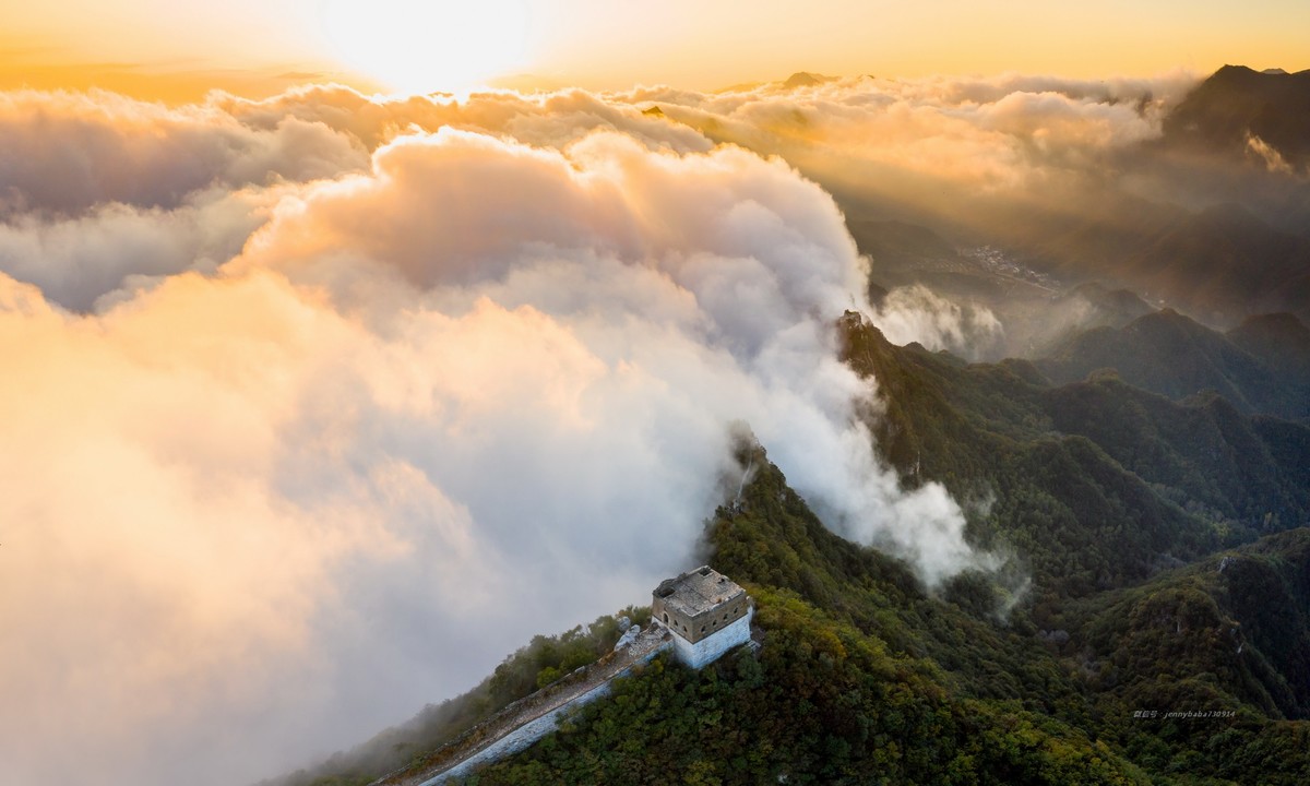 箭扣长城夕阳云海
