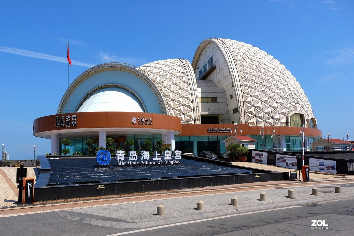 青岛之下，美丽的青岛海滨。