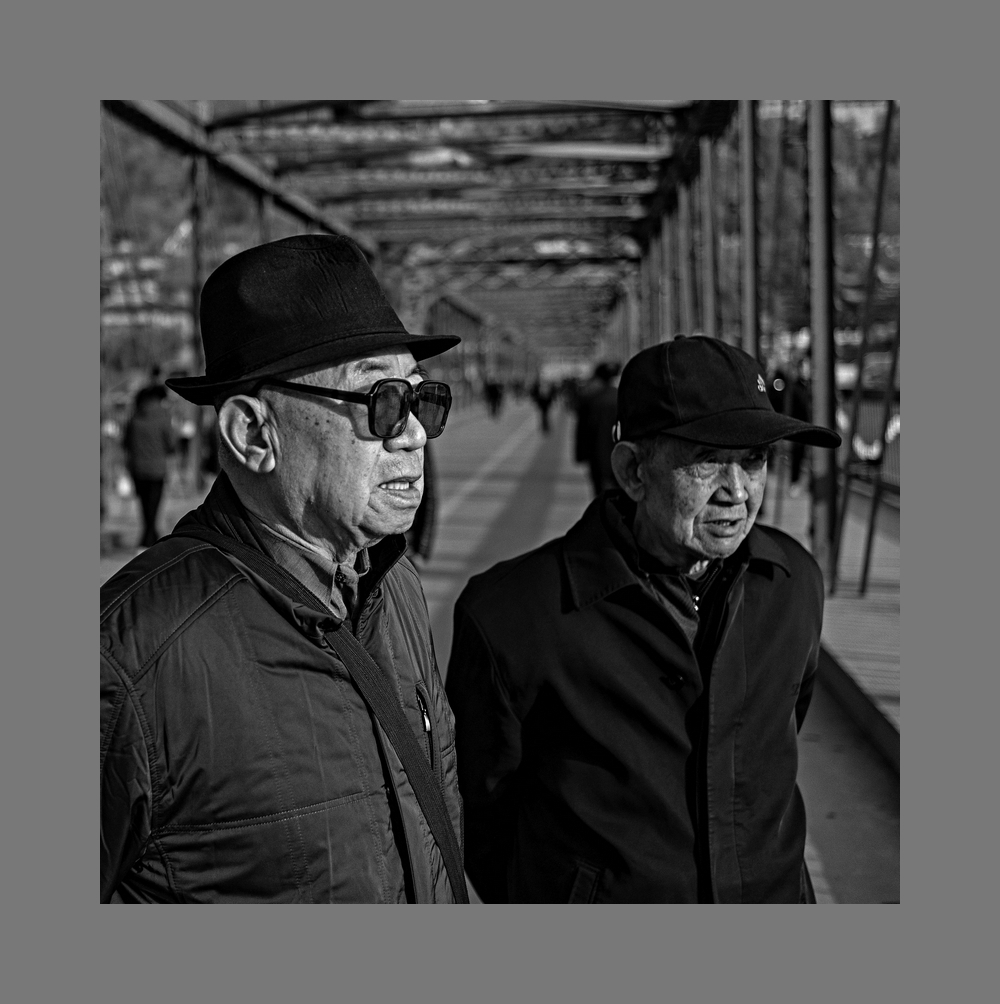 #尼康纪实类作品赏析#第6期《游走在城市的大街小巷》