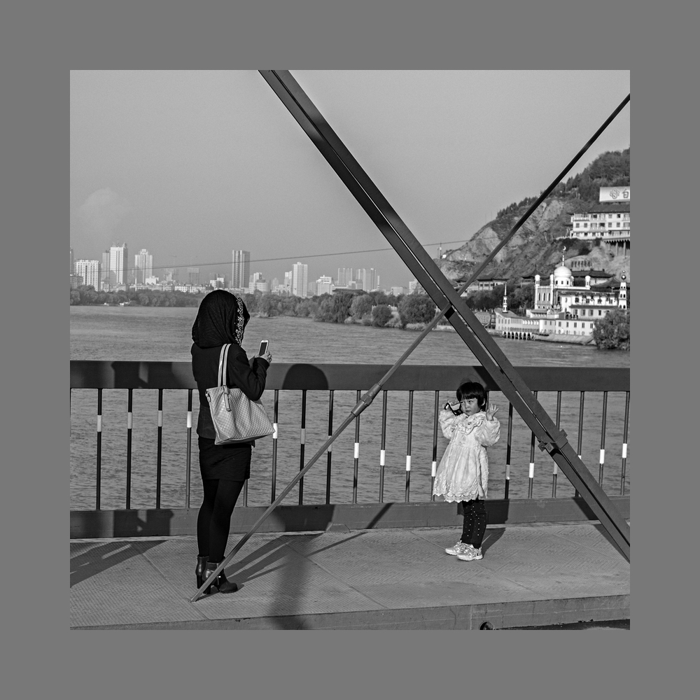 #尼康纪实类作品赏析#第6期《游走在城市的大街小巷》