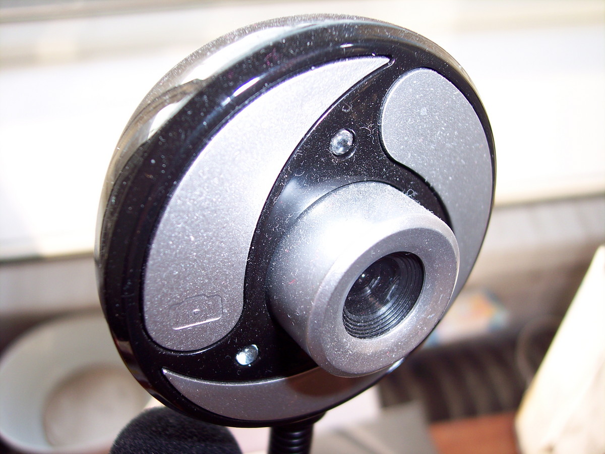 柯达dx7630确实不错，半专业化相机，家用够用了，超棒的镜头