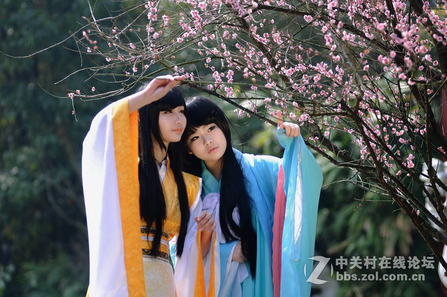 小钢炮拍cosplay