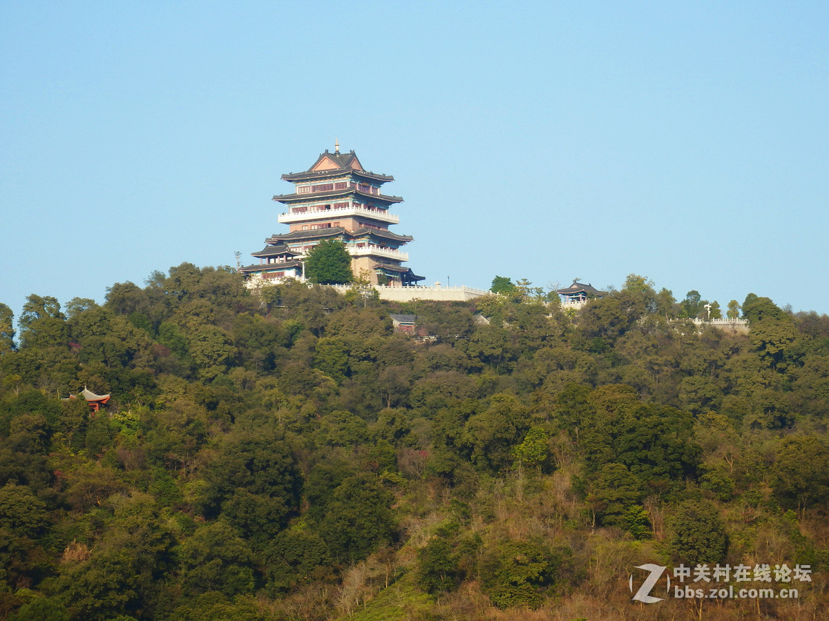 冬季的原生态红花湖风光