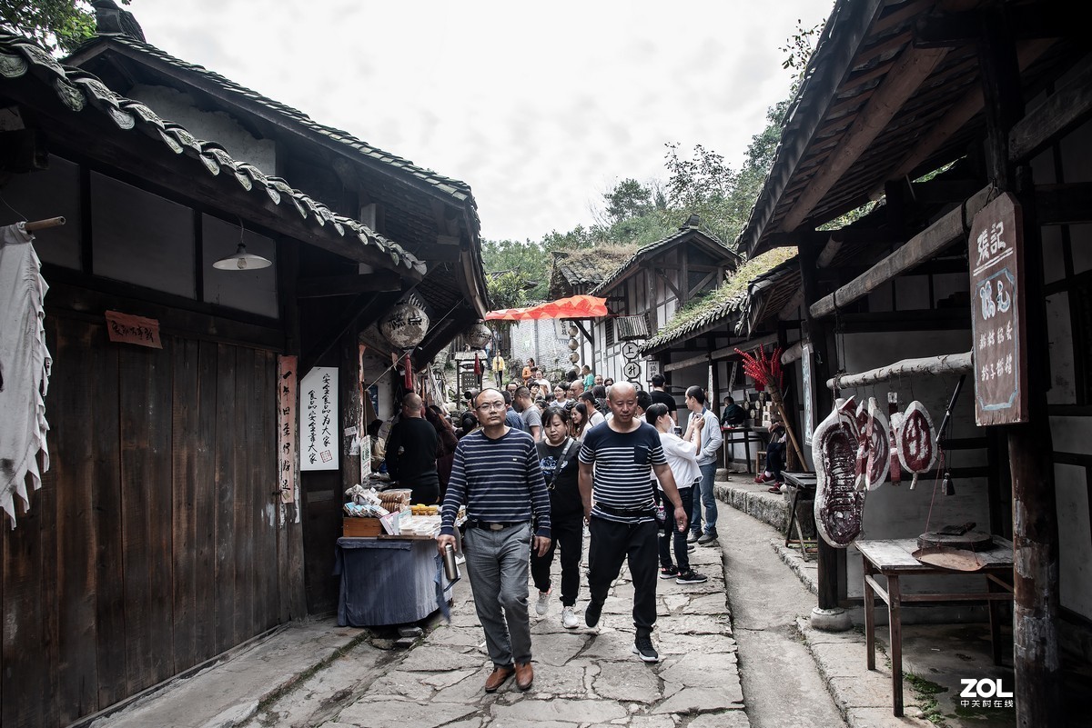 昔日抓壮丁，今天搞旅游---龙隐镇掠影