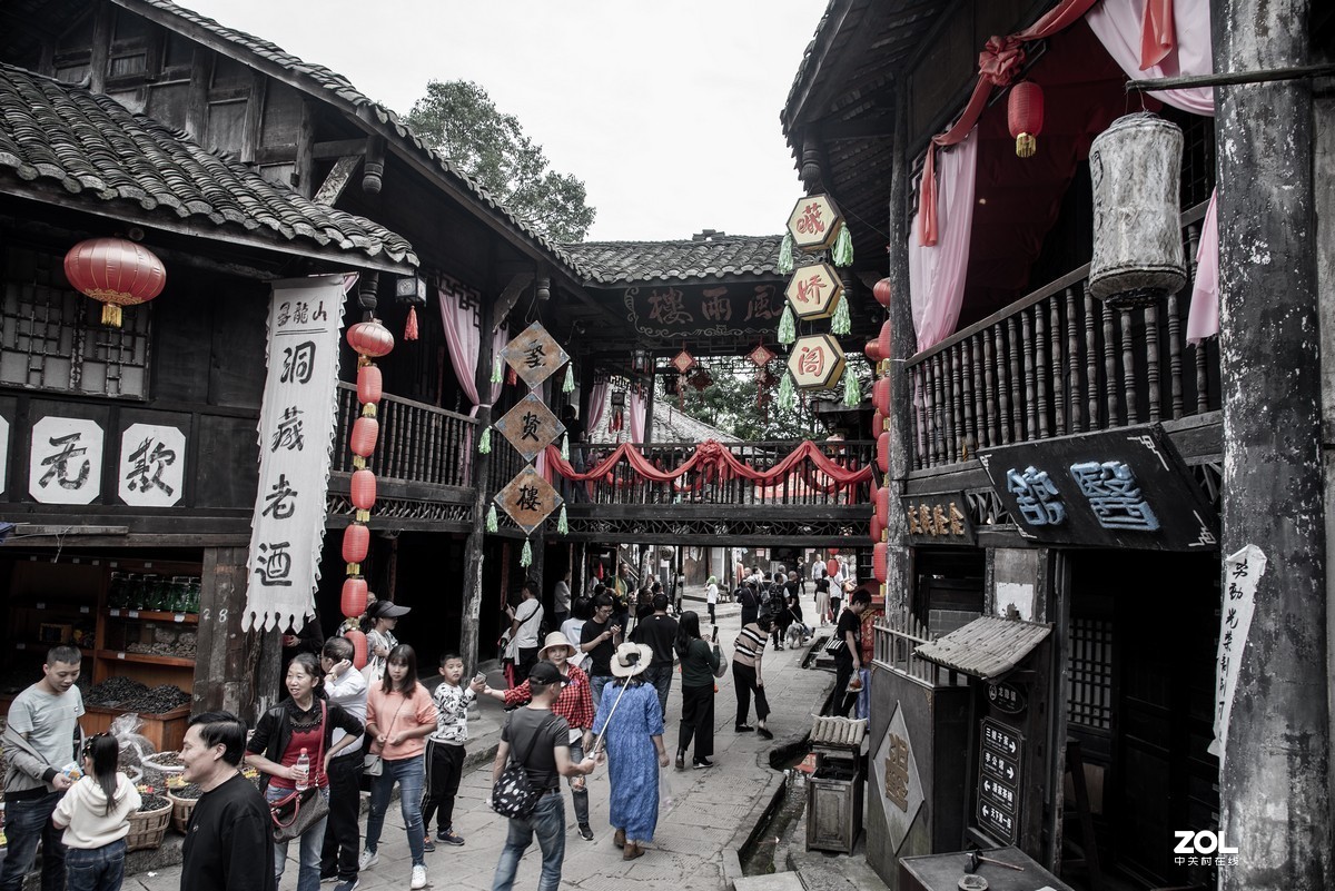 昔日抓壮丁，今天搞旅游---龙隐镇掠影