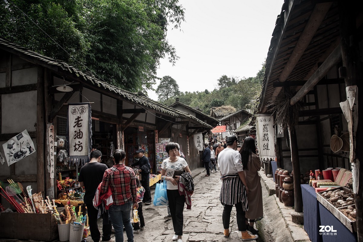 昔日抓壮丁，今天搞旅游---龙隐镇掠影