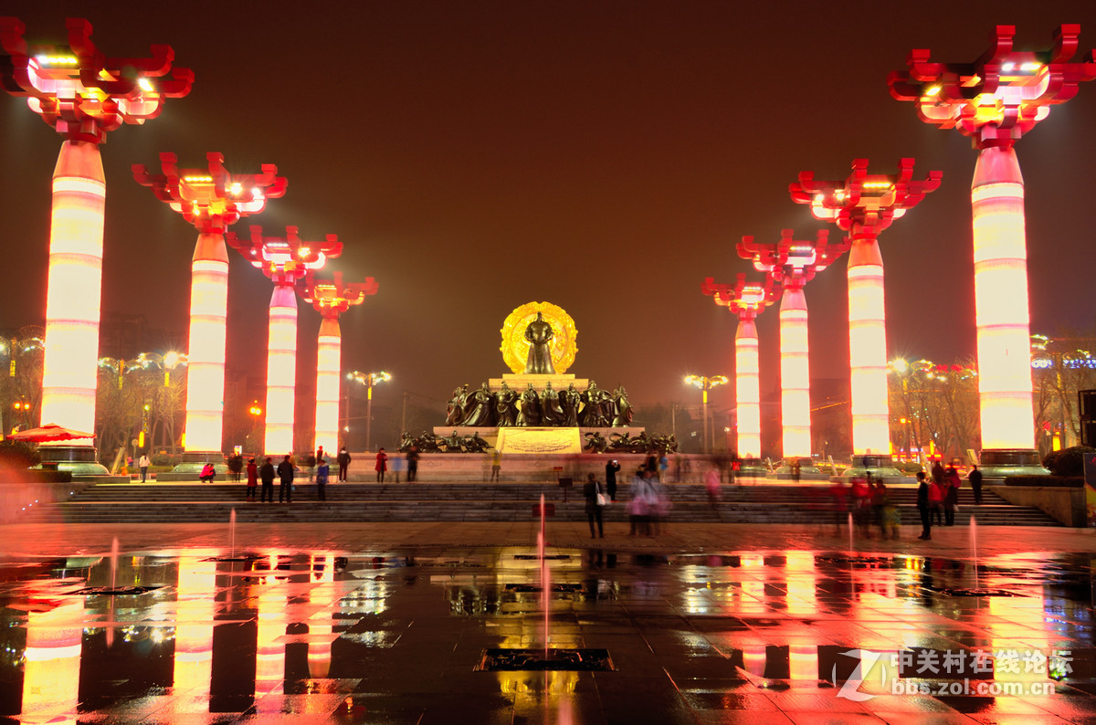 刚入了12-24镜头，过节试拍一组夜景（西安大唐不夜城夜景）