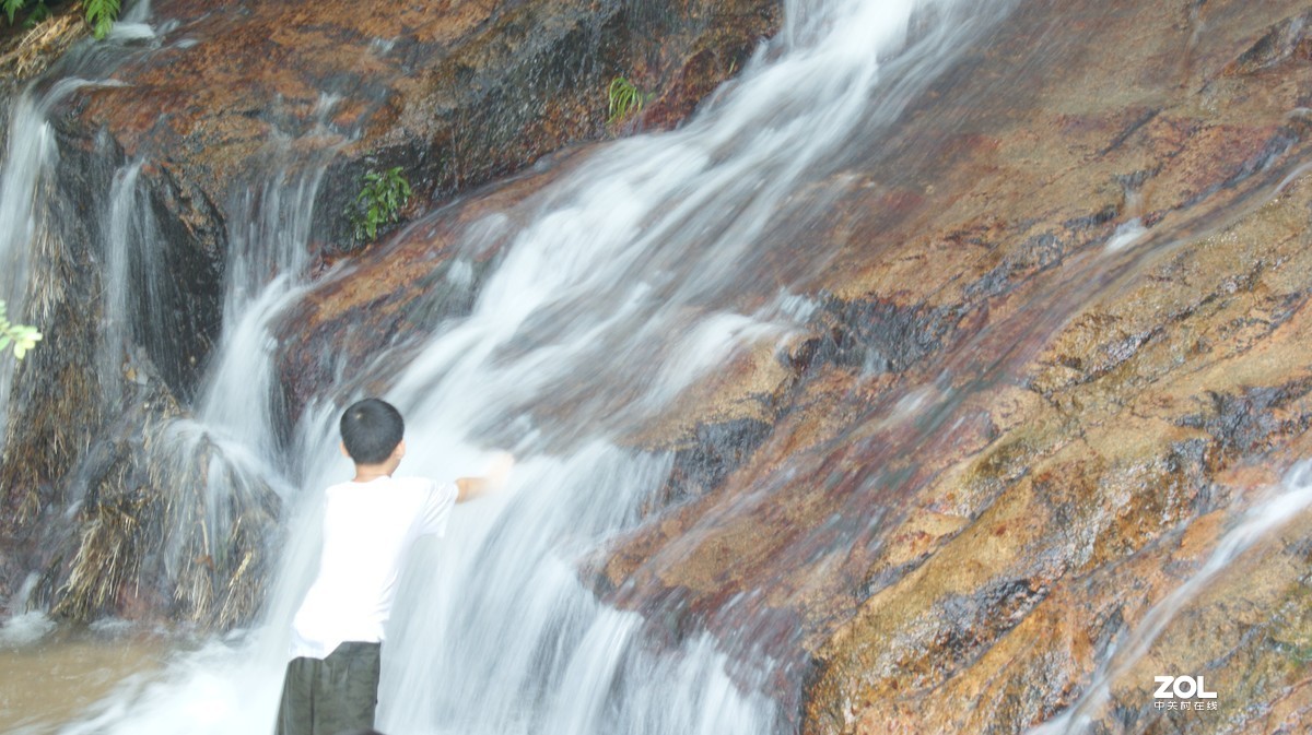深圳羊台山公园之《嬉戏人生》