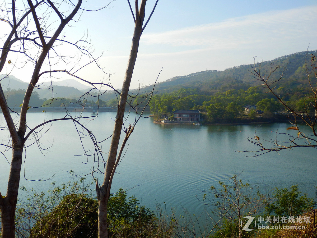 冬季的原生态红花湖风光
