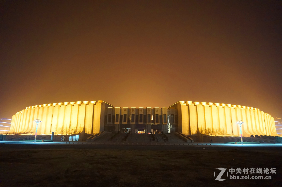 学拍建筑，请各位老师指导谢谢