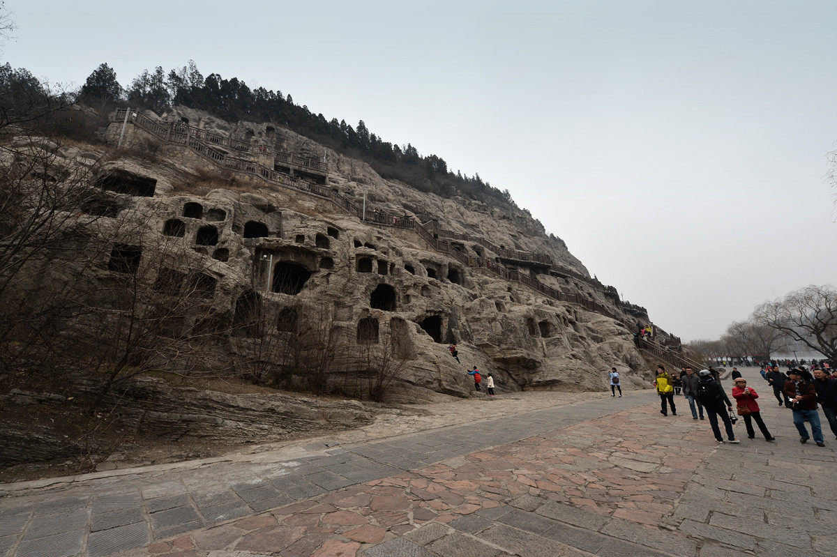 【西行漫记---第一站洛阳龙门石窟】
