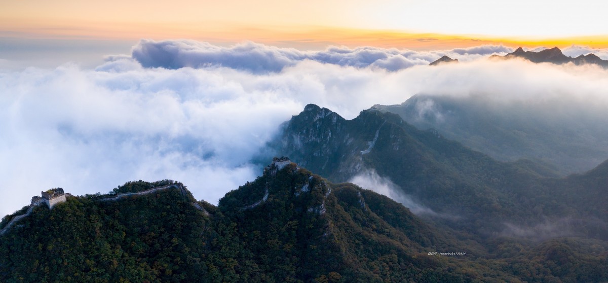 箭扣长城夕阳云海