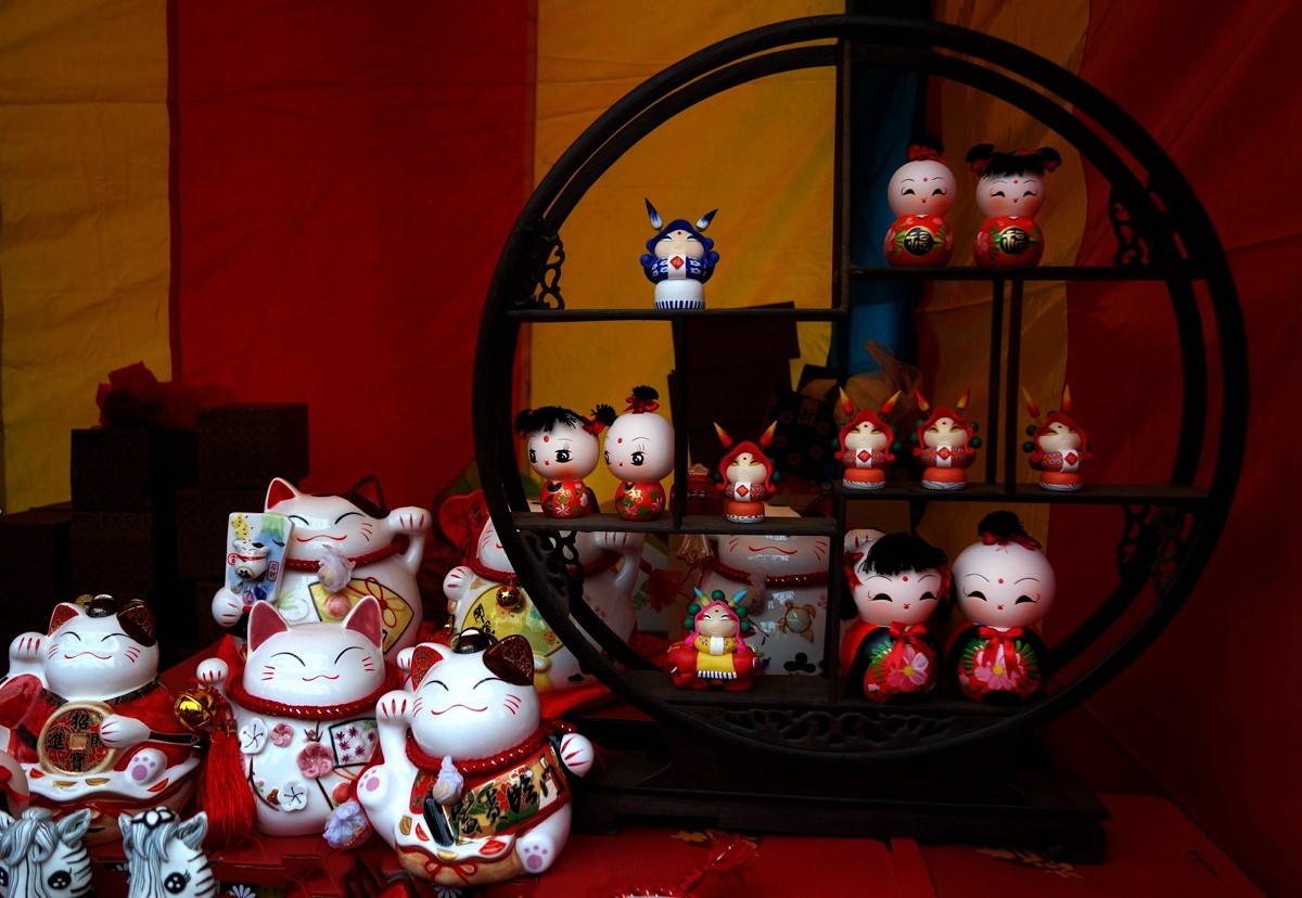 #喜羊羊中国年民俗摄影大赛#——新春庙会喜羊羊