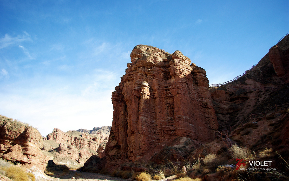 七彩丹霞和冰沟丹霞