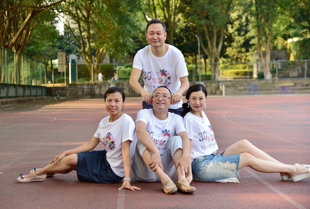 以梦为马半生，归来仍是少年-毕业30年聚会青春回忆