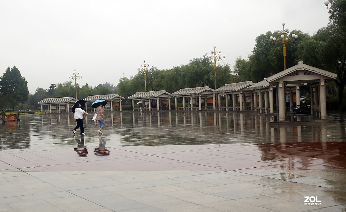 《秋雨绵绵》