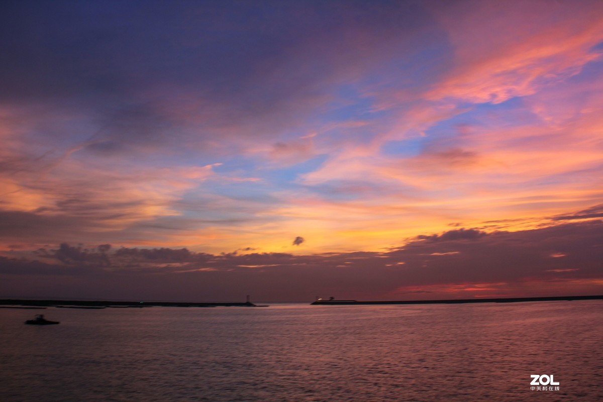 琼州晚霞