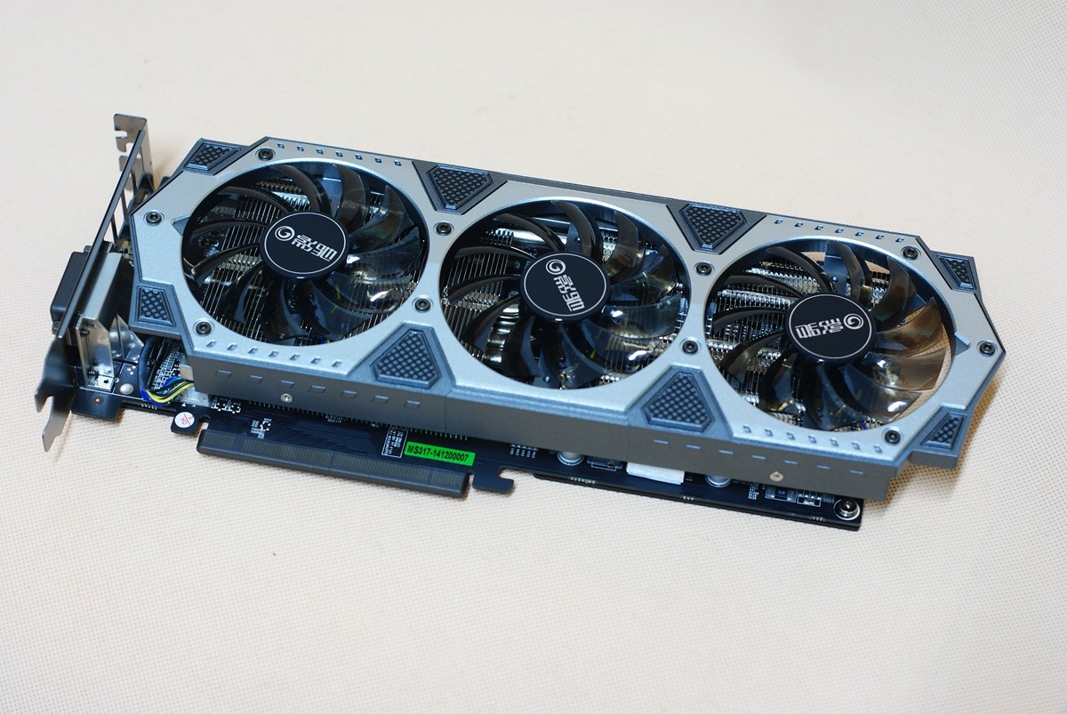 位宽只有128Bit的影驰GTX960 骨灰黑将，能否招架住各种游戏来轰炸。