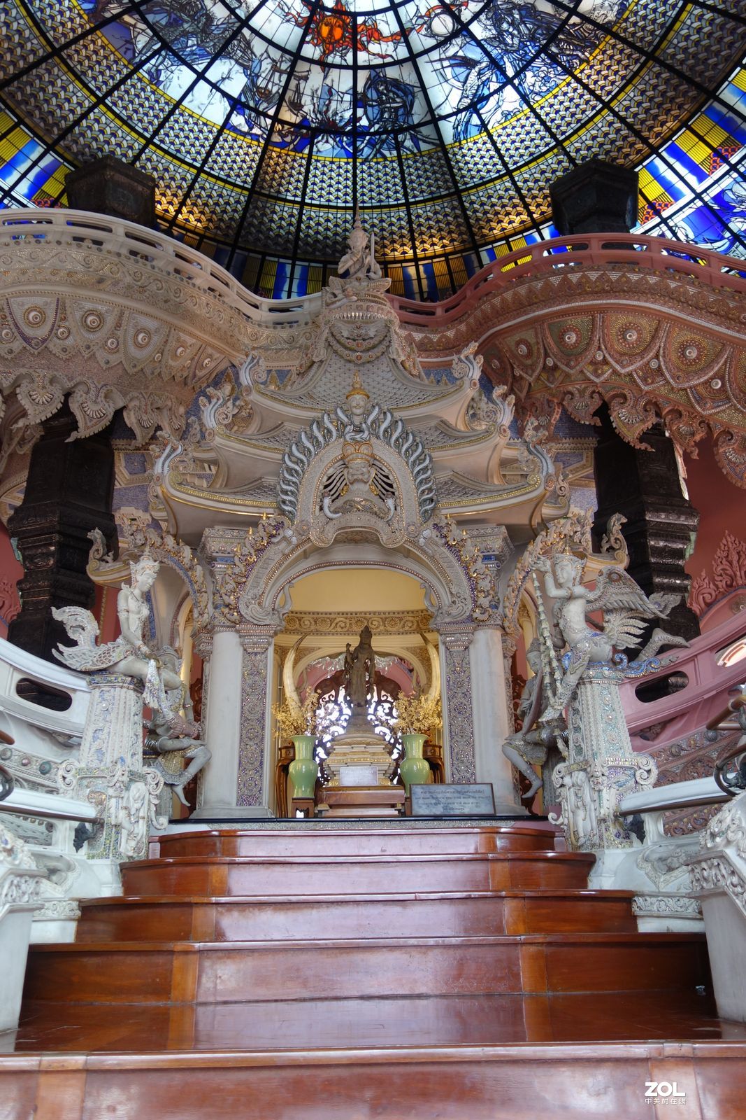 三头象神博物馆