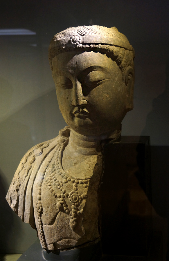 【西行漫记---第一站洛阳龙门石窟】