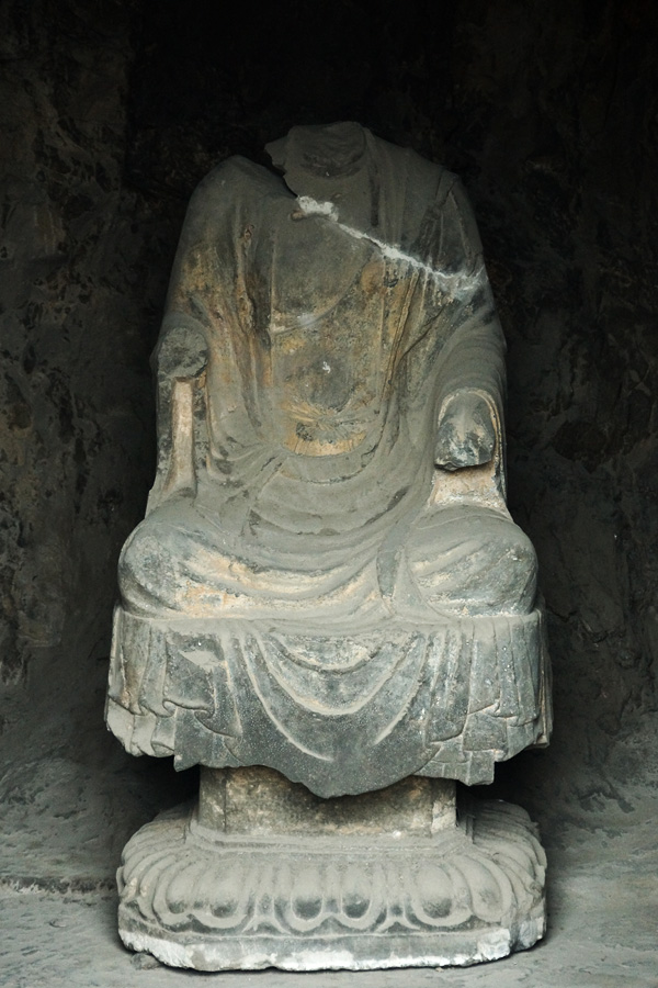 【西行漫记---第一站洛阳龙门石窟】