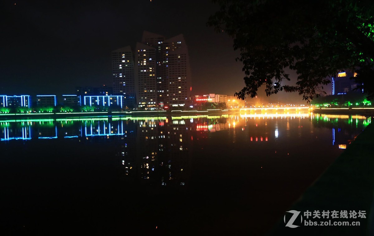 毗河湾大年之夜