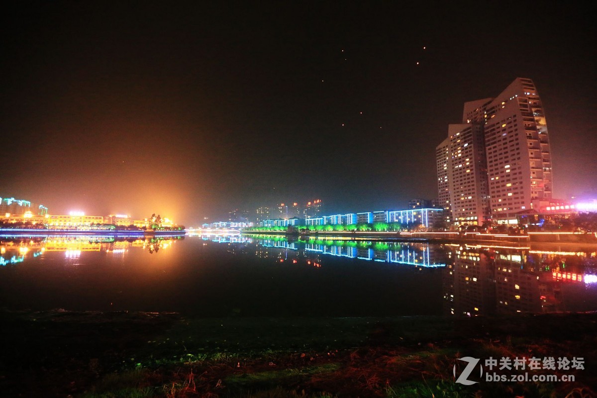 毗河湾大年之夜