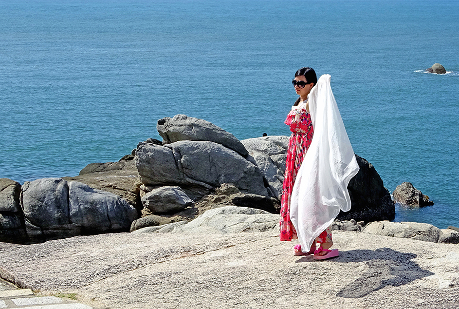 【  让 纱 巾 飘  】