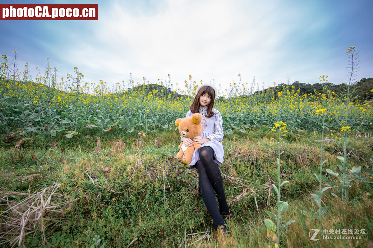 《金灿的时光之旅》--1124实拍大景油菜花人像