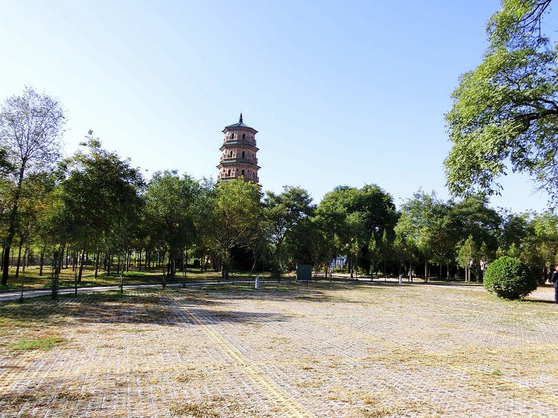 延恩寺塔（1）