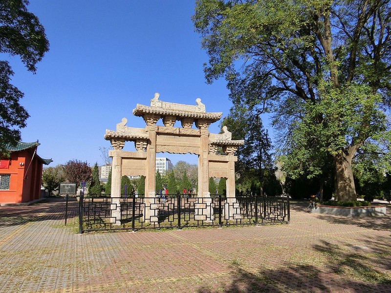 延恩寺塔（1）