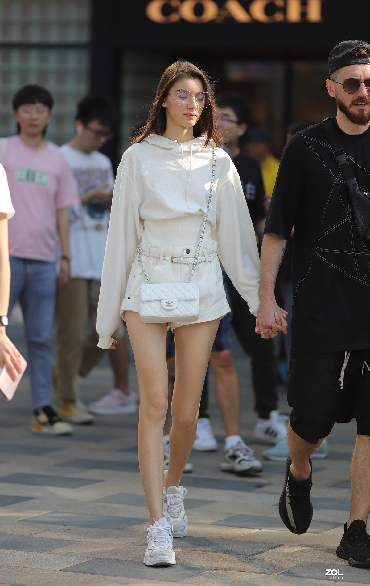 #街拍组# 街拍美腿小姐姐 四 终结篇（发帖集中，估计大家都审美疲劳了）