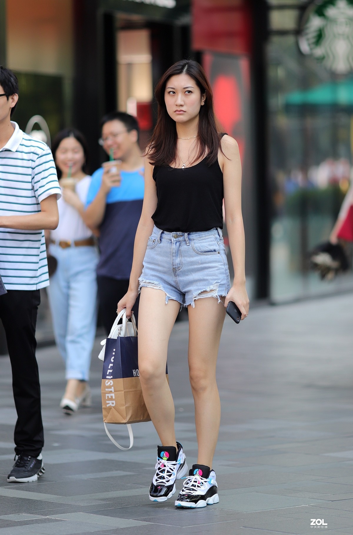 #街拍组# 街拍美腿小姐姐 四 终结篇（发帖集中，估计大家都审美疲劳了）