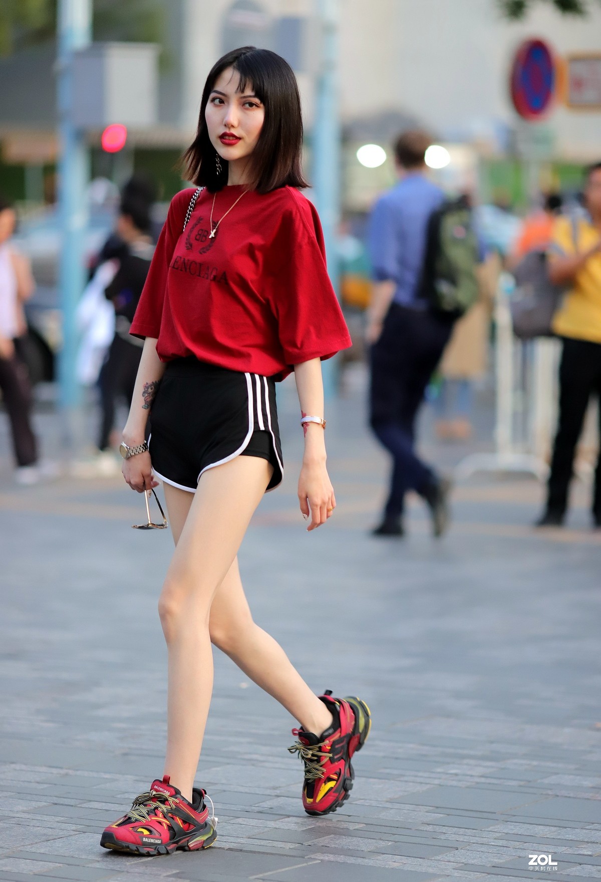 #街拍组# 街拍美腿小姐姐 四 终结篇（发帖集中，估计大家都审美疲劳了）