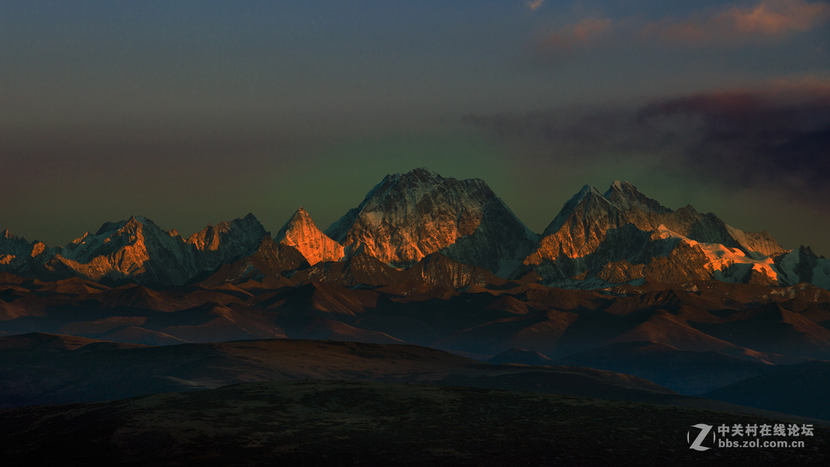 #佳能佳作赏析#   夕阳西下——冲上黑石城