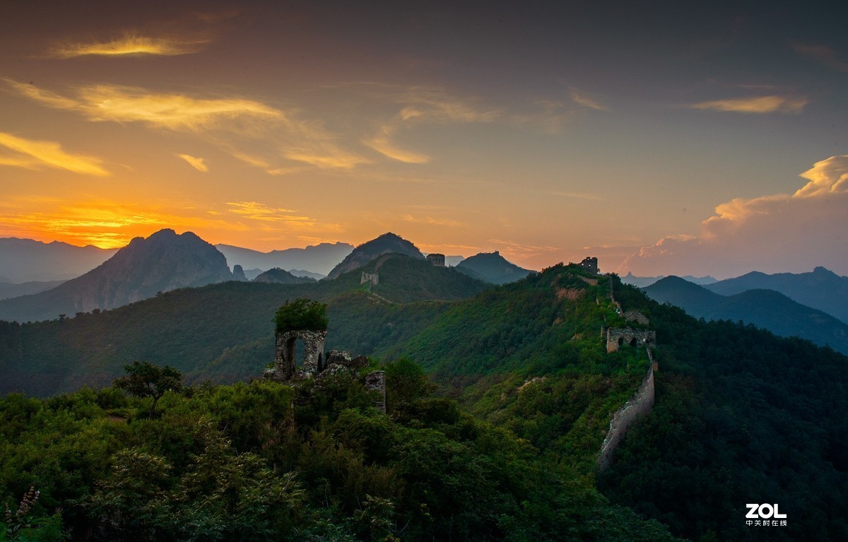 #大摄影佳# ZOL月赛 在路上  【锥子山西沟长城】