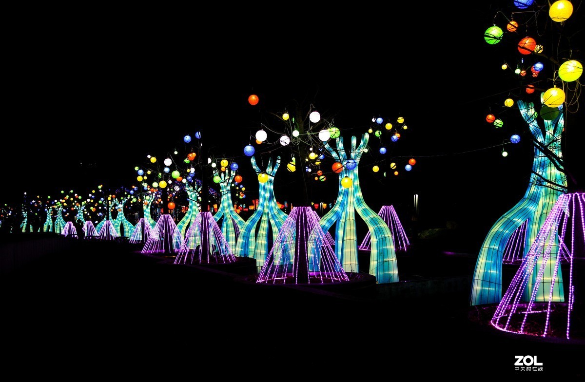 上海2016年魔灯嘉年华游记————世博公园一腚红灯会