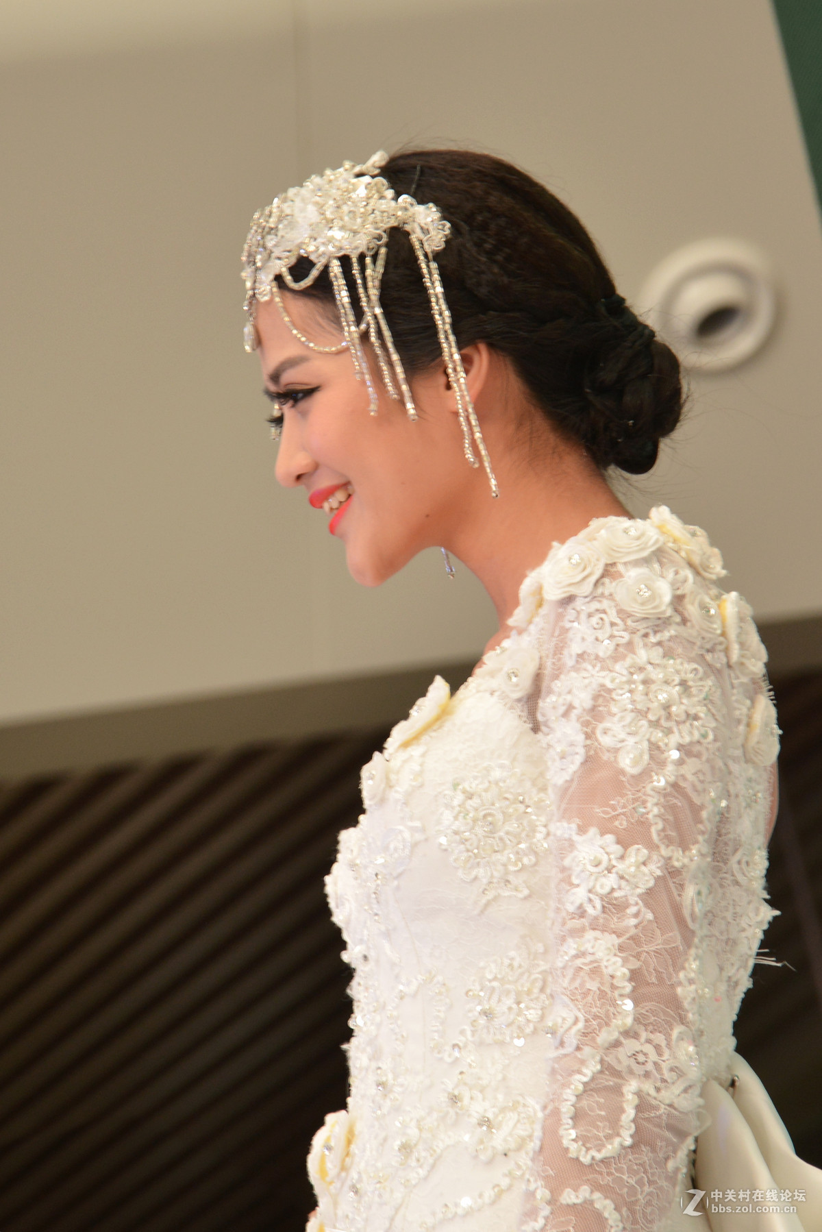 婚纱show，帅哥美女齐上阵