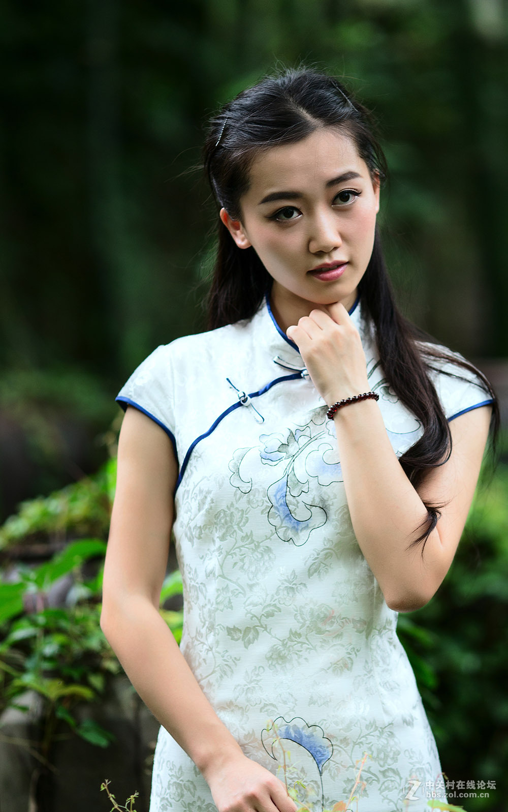 花谢花飞花满天，红消香断有谁怜？