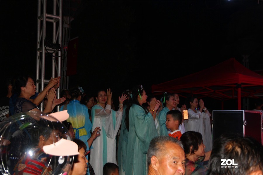 香脖饽文化惠民演出今晚举行