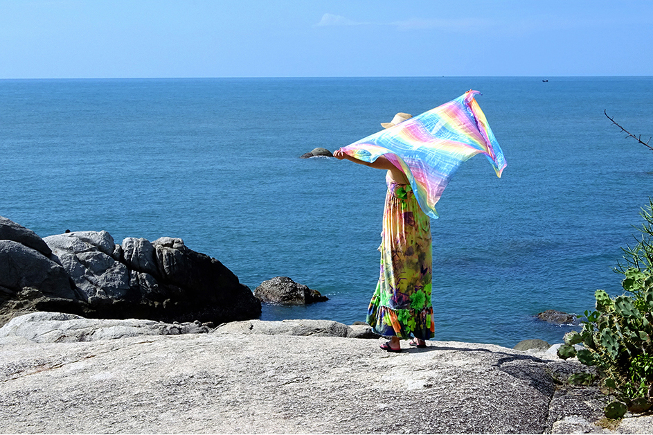 【  让 纱 巾 飘  】