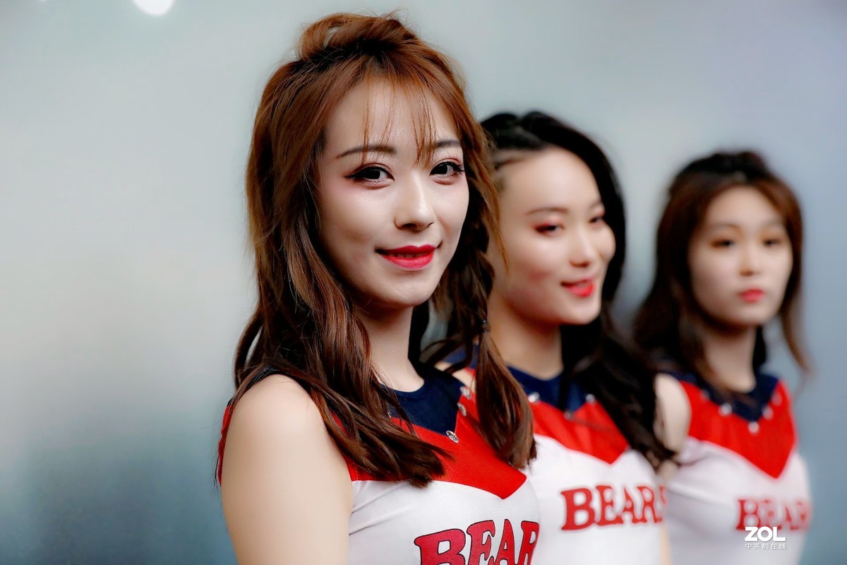 #Showgirl组#2019摄材展抓拍的美女