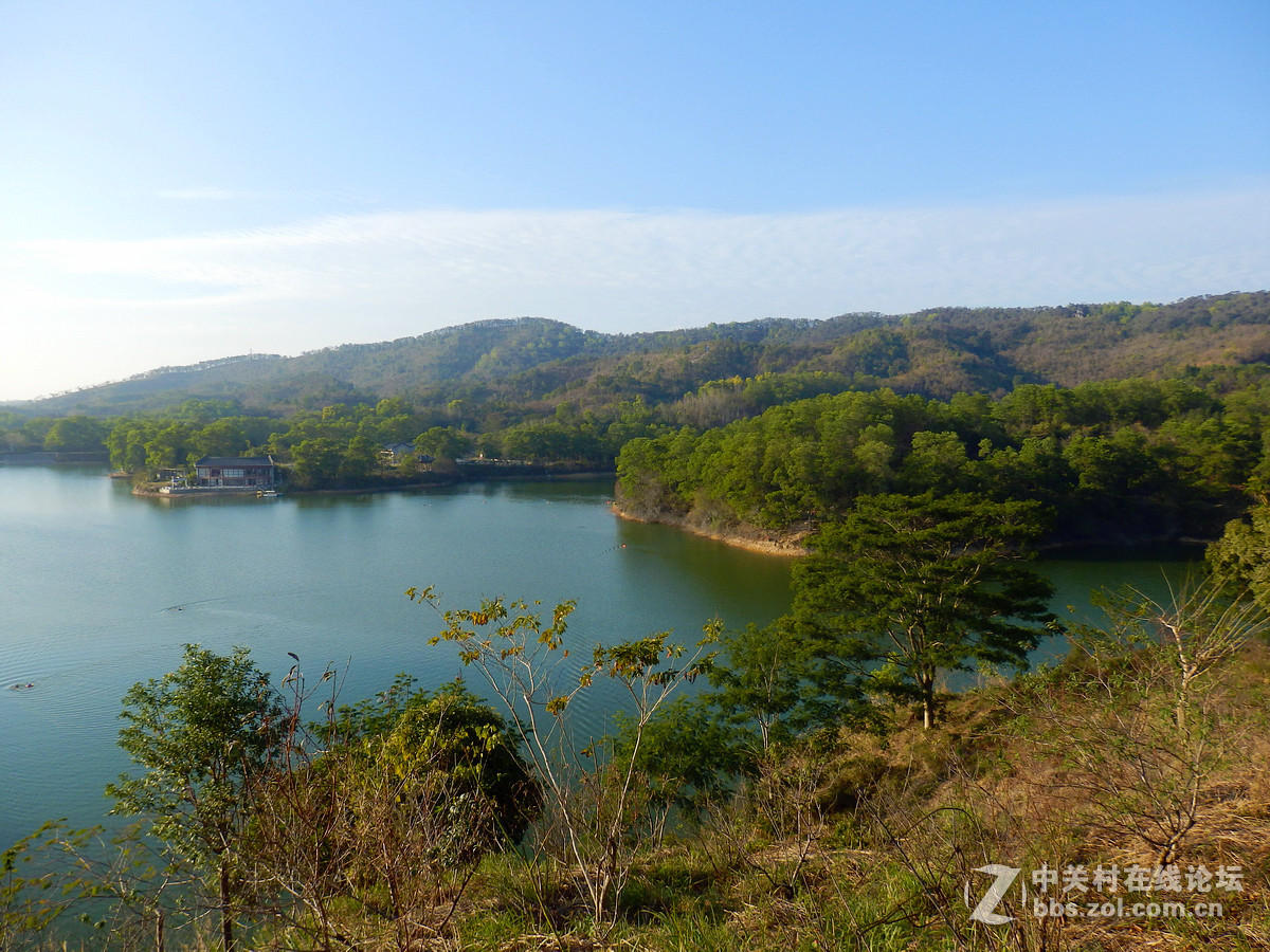 冬季的原生态红花湖风光