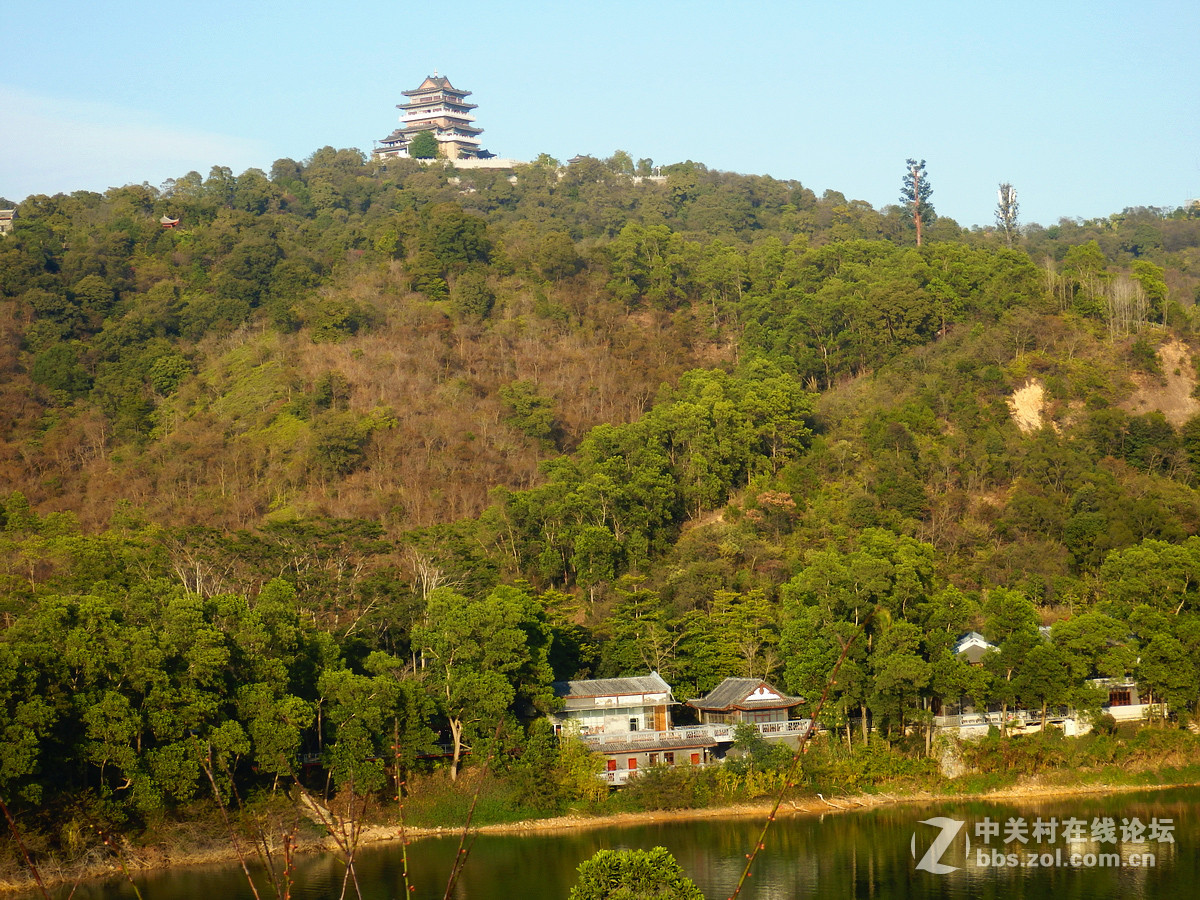 冬季的原生态红花湖风光
