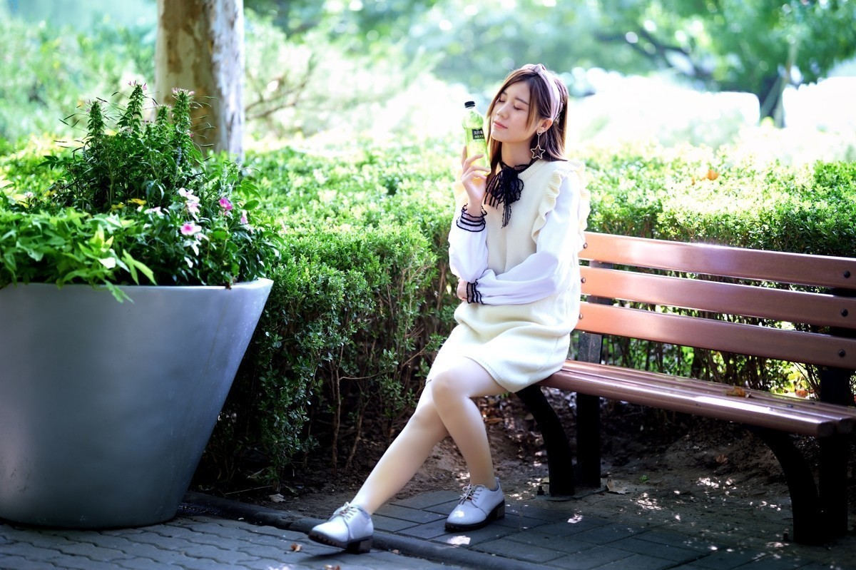 #外拍组# 朝阳公园拍北漂3年的小美女