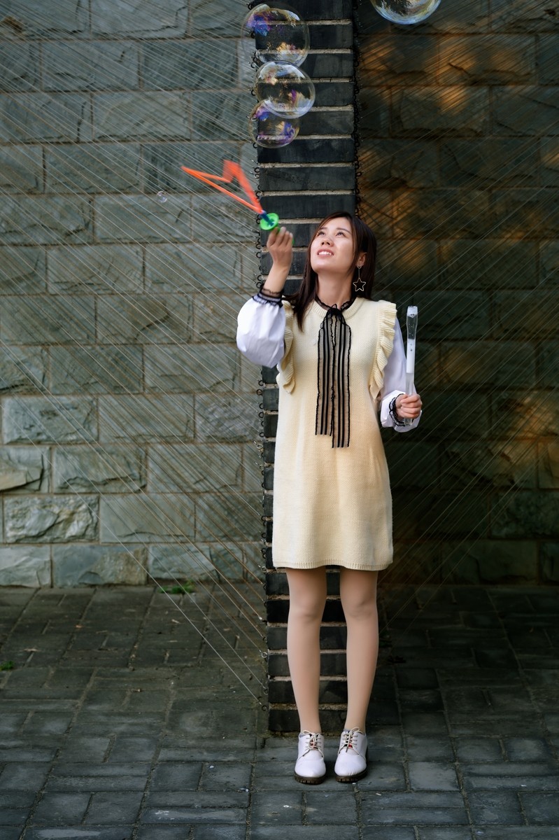 #外拍组# 朝阳公园拍北漂3年的小美女