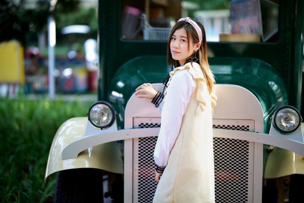 #外拍组# 朝阳公园拍北漂3年的小美女