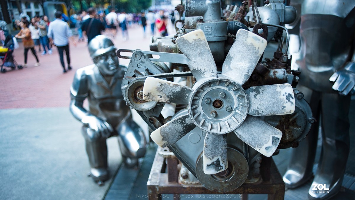 Carl Zeiss Contax T* 28/2.8 Distagon