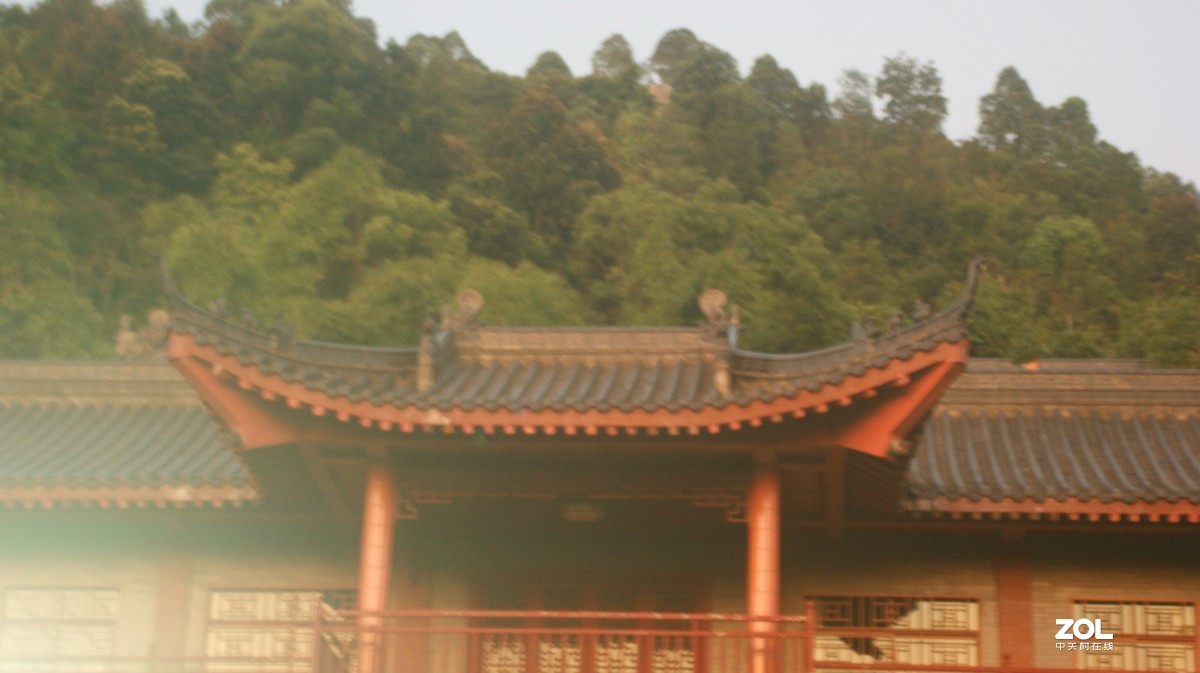 寺庙中的《古代建筑》