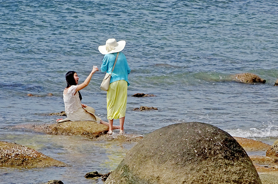 【  让 纱 巾 飘  】